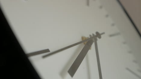 broken second hand of wall clock - broken clock pointer moving back and forth