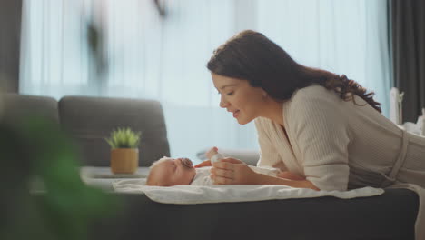 vínculo entre la madre y el bebé