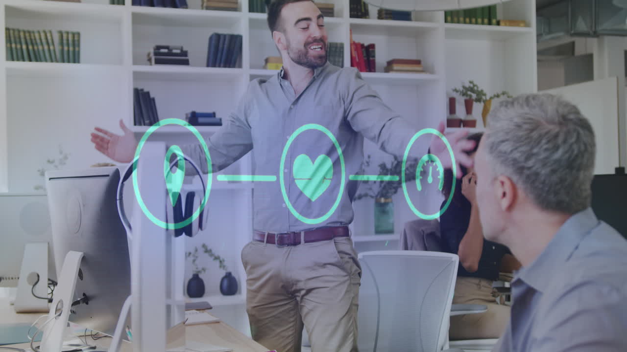 animación de diagrama de flujo de iconos sobre hombre caucásico feliz aplaudiendo después de lograr el objetivo