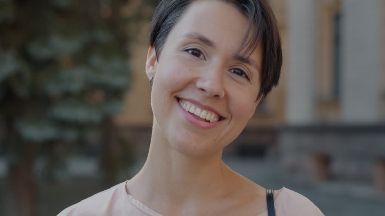 retrato de mujer sonriente