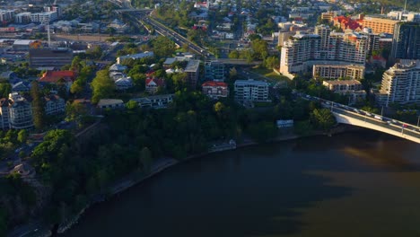 Aerial-view-of-Morning-Commute-on-M3-Expressway-near-South-Bank,-Brisbane,-Australia