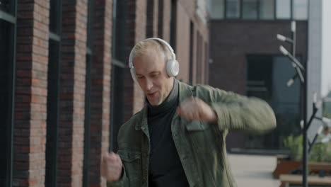 man dancing in the city