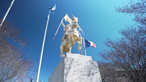 statua di giovanna d'arco donata dalla francia a new orleans