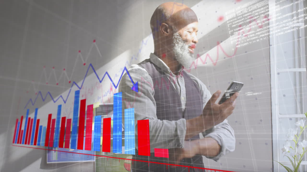 animación del procesamiento de datos financieros sobre un empresario afroamericano que usa un teléfono inteligente