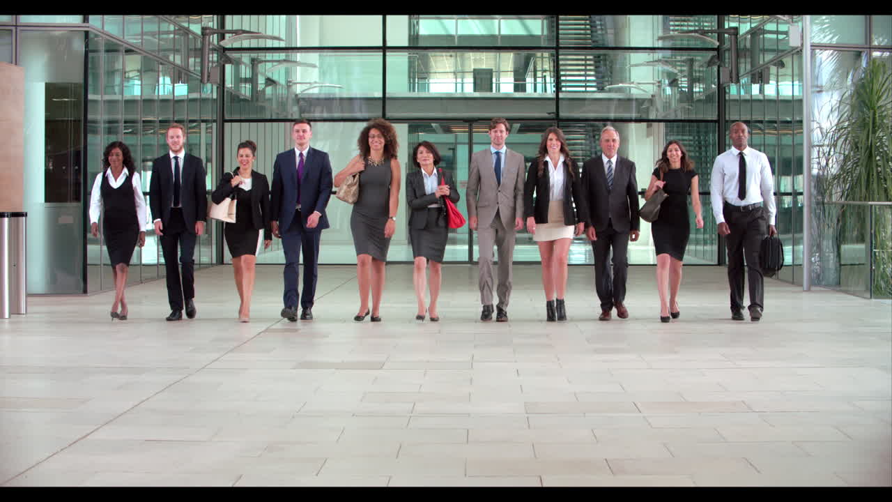 헤드 ⁇  을 사용 하는 콜 센터 에서 일 하는 중국인 여자