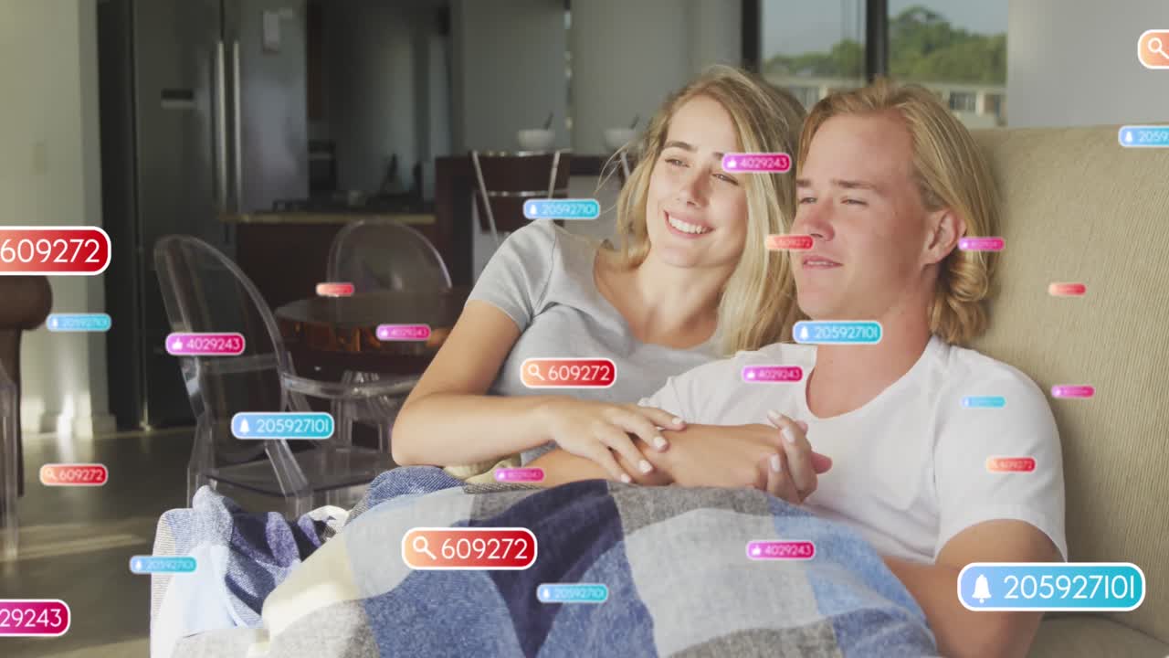 animación de la red de conexiones con iconos sobre hombre y mujer usando computadora portátil