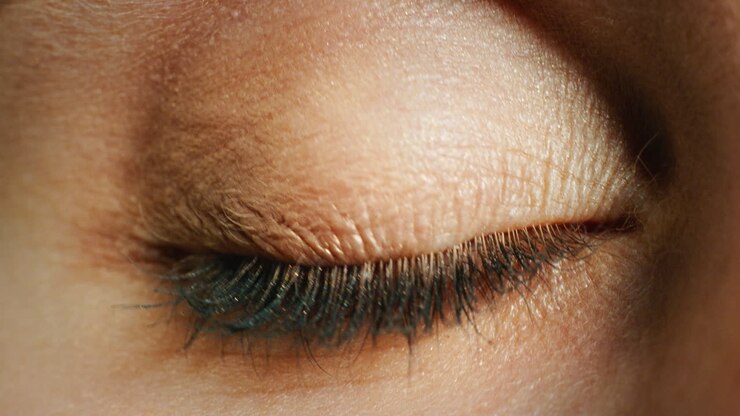 Vision, Bewusstsein und Frau mit blauen Augen