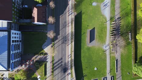 Long-shadows,-cycling-road