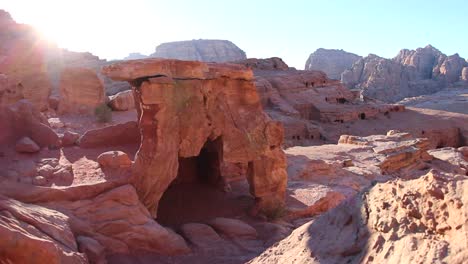 Una-Vista-Alta-De-La-Antigua-Ciudad-Nabatea-De-Petra-En-Jordania.