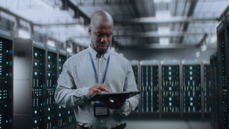it professional working and managing servers in a data center