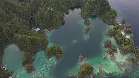 Blick-über-Den-Berühmten-Piayemo-Von-Raja-Ampat,-Indonesien