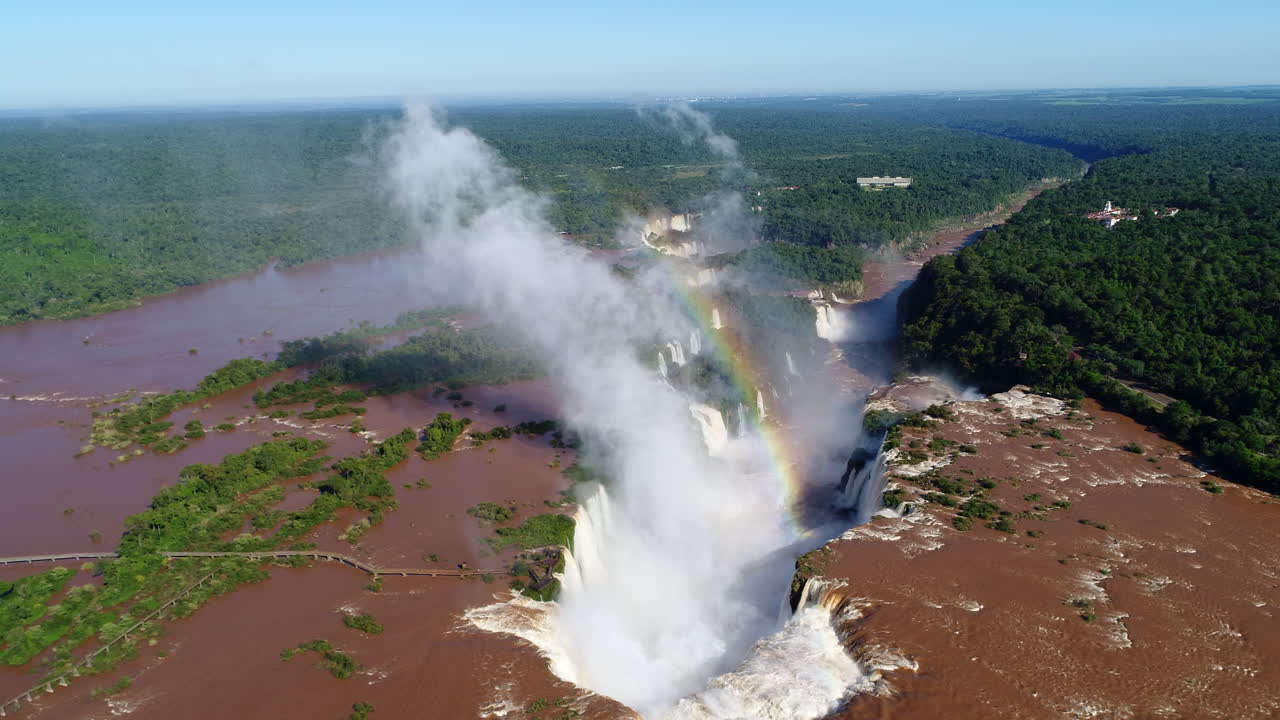 vista panorámica de las cataratas de iguazu: una de las siete maravillas naturales del mundo