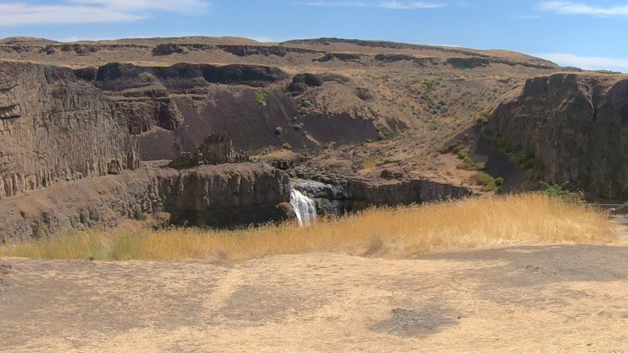 Cascate Palouse nelle scablands dello stato di Washington orientale nella tarda estate.
