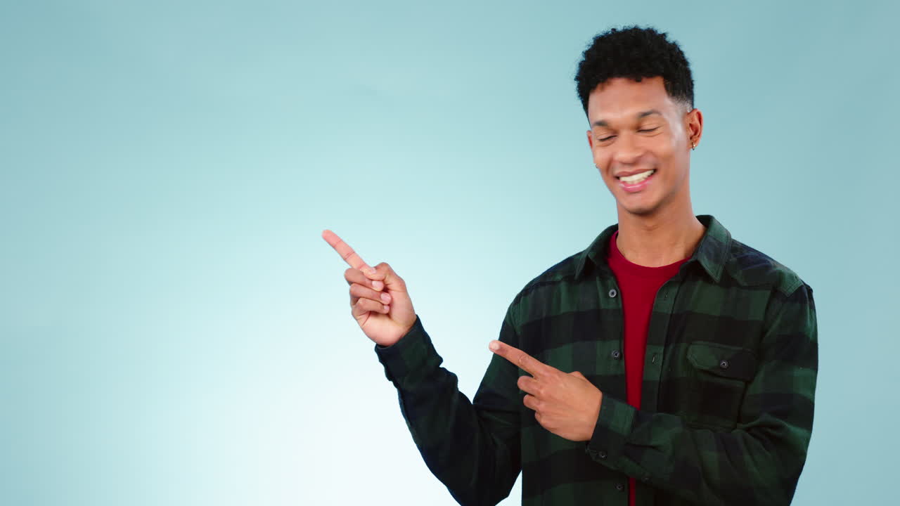 hombre, señalamiento y presentación publicitaria