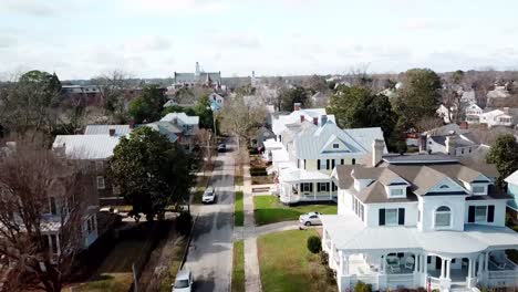 Casas-Históricas-A-Lo-Largo-Del-Río-Neuse-En-New-Bern-Nc,-Carolina-Del-Norte