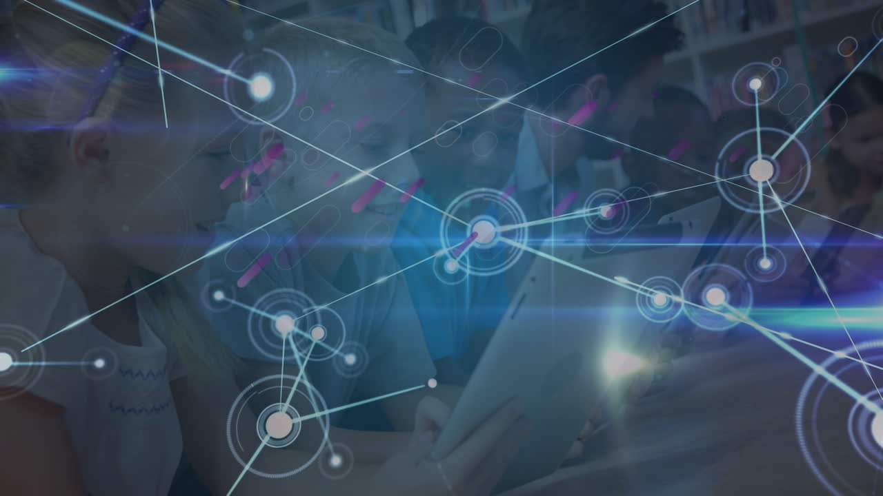 animación de la red de conexiones y líneas púrpuras sobre diversos escolares y maestros