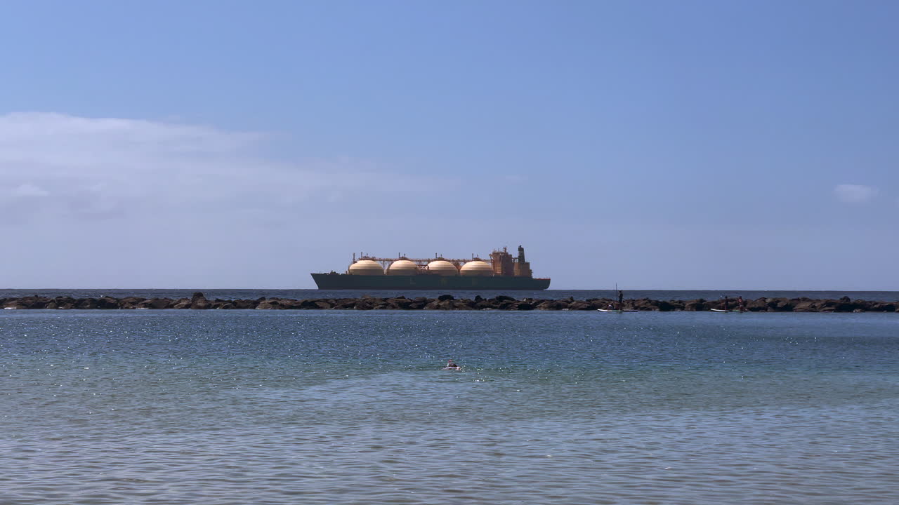 Marine Giant: Gas Tanker Transports LNG Along Tenerife&amp;rsquo;s Shores
