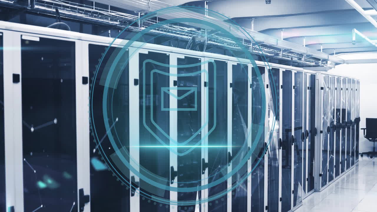 방패 아이콘의 애니메이션과 컴퓨터 서버를 통해 디지털 데이터 처리