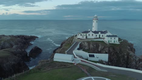 Landing-on-helipad,-Fanad-Head-in-Donegal-Ireland-lighthouse