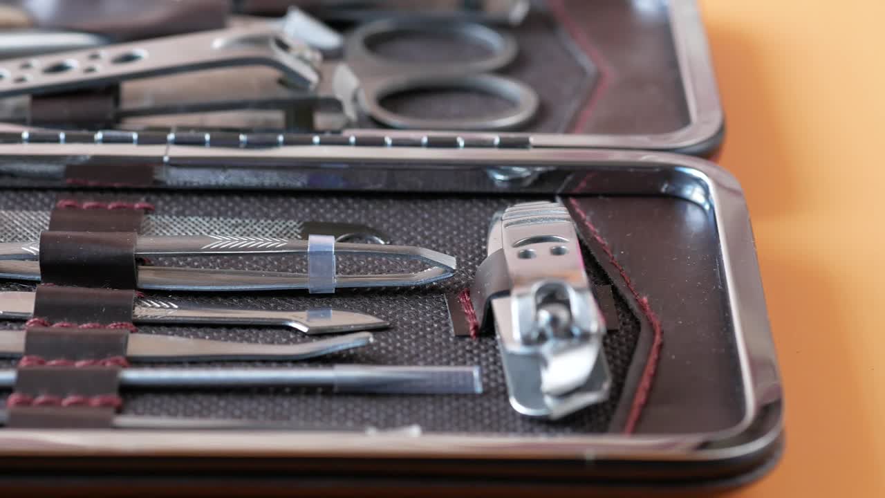 매니큐어 및 페디큐어 도구 세트