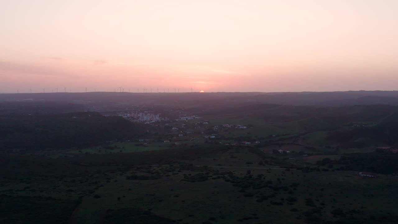 antena: paisaje del algarve durante la puesta de sol