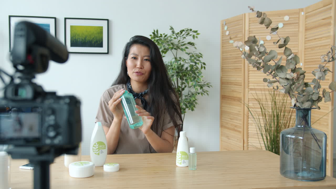 Eco-Friendly Skincare Product Review by a Beauty Influencer