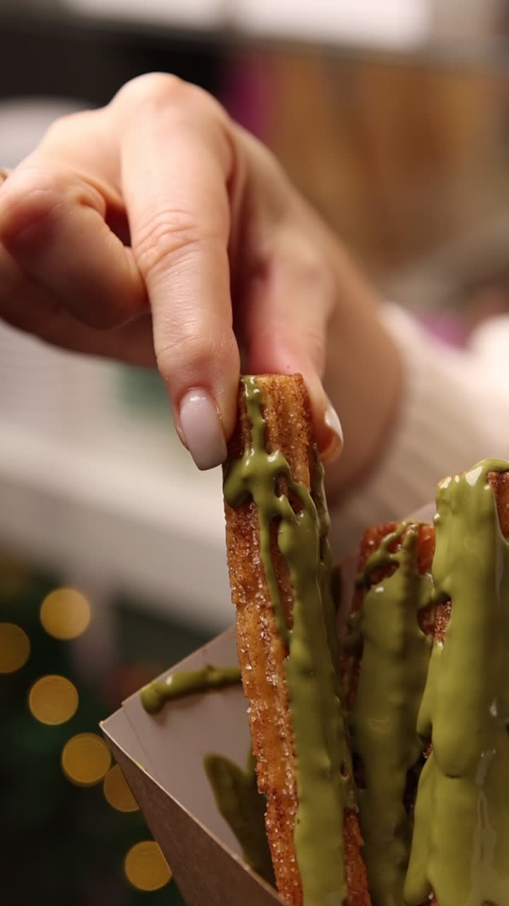 Churro con tè verde
