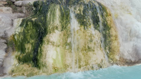 Travertin-Bach-Und-Heiße-Wasserquellen-In-Pamukkale,-Türkei