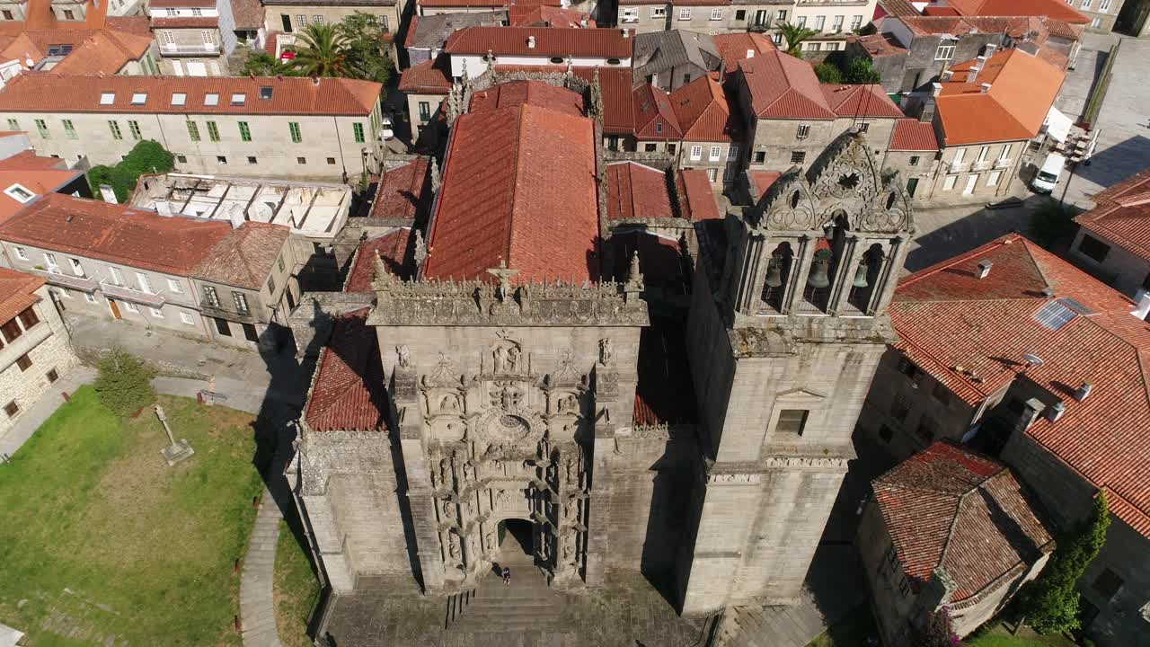 Luftfoto af San Francisco Kloster, Pontevedra, Galicien, Spanien
