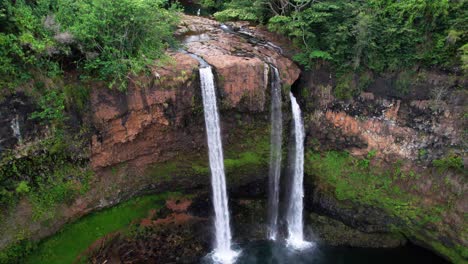 Kauai-Hawaii-Wailua-Falls-drone-footage