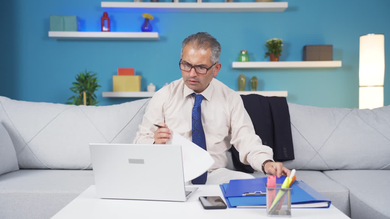 Home office worker man refuses and does not accept.