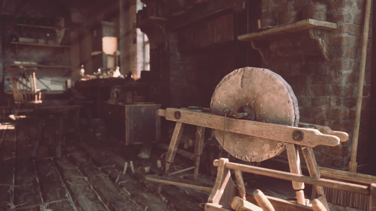 Laboratorio di carpenteria rustica con strumenti vintage e mobili in legno invecchiato