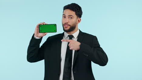 Corporate-worker,-phone-green-screen