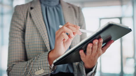 businesswoman using a tablet