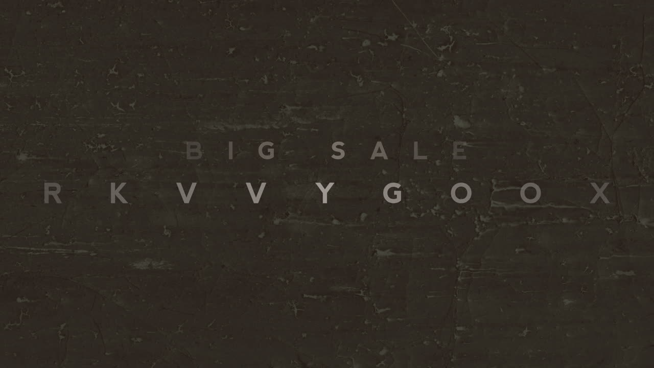 gran venta de halloween en negro oscuro y textura grunge