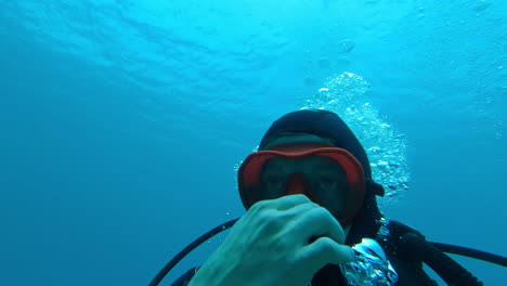 buzo bajo el agua, buceo