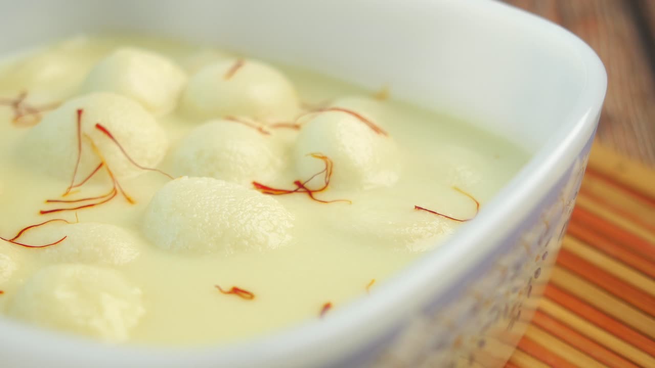 rasmalai delicioso: un dulce tradicional indio