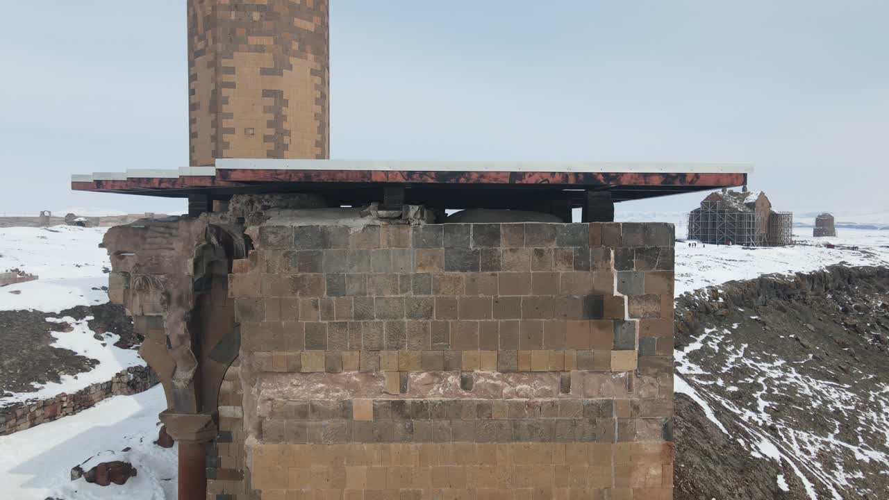 고대 유령 도시 애니