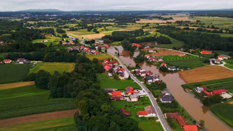 Horribles-Imágenes-Aéreas-De-Drones-4k-De-Inundaciones-Ocurridas-En-Agosto-En-Eslovenia