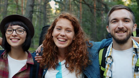 friends enjoying nature outing