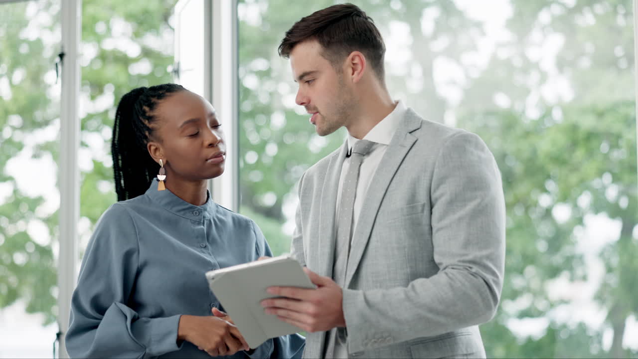 Tablet, teamwork and training with business people