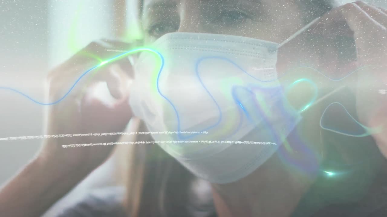 얼굴 마스크를 쓰고 있는 백인 여성에 대한 데이터 처리 애니메이션