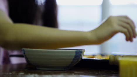 elaboración de la tarta de piña