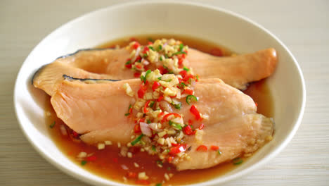 Trucha-Escalfada-O-Salmón-Con-Salsa-Yuzu-Ponzu