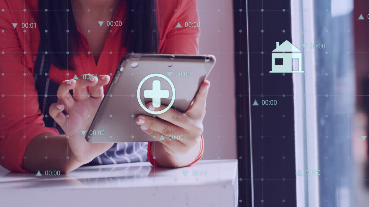 animación de números y procesamiento de datos sobre mujer biracial usando tableta en la tienda