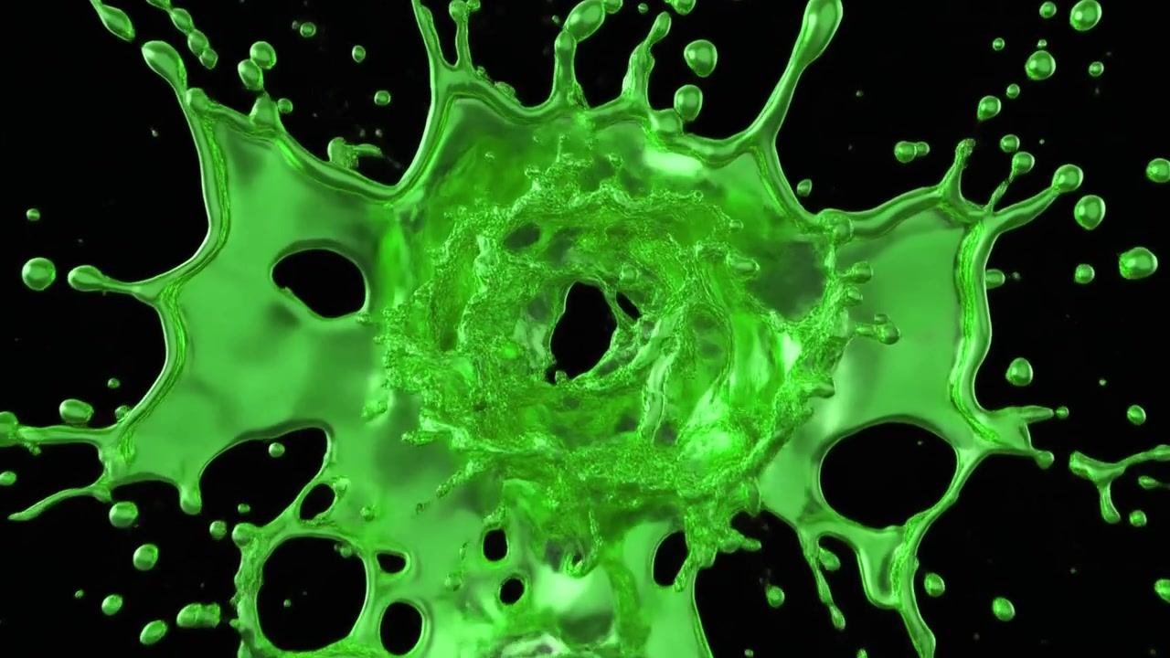 Schizzo di liquido verde isolato su sfondo nero