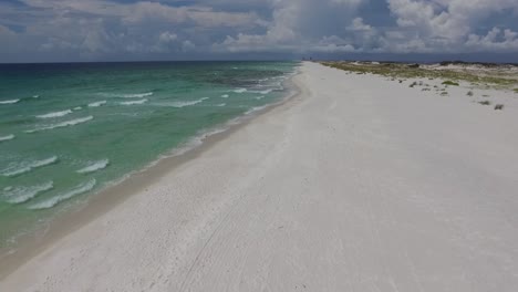 beach between navarre and pensacola forida