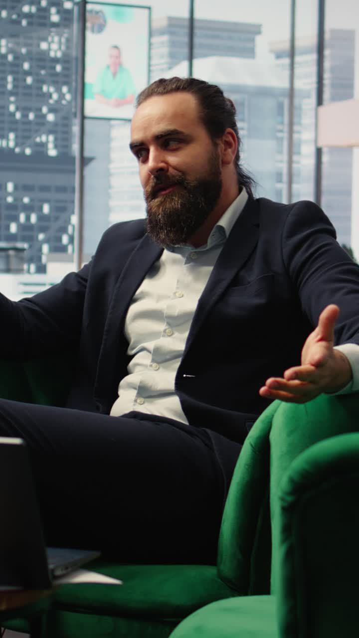 Vertical Video Empowered proud director congratulating his team on video call