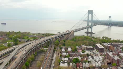 sistema de transporte por autopistas en nueva york
