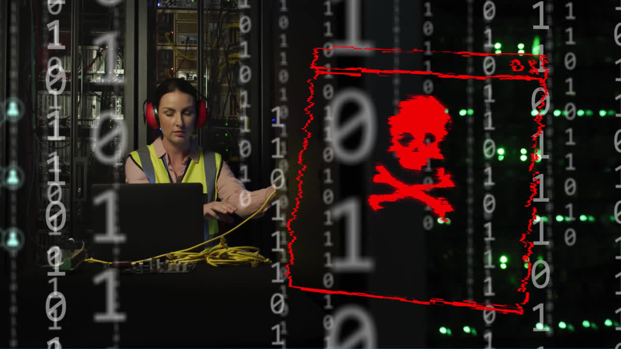 animación de texto de malware, codificación binaria y ingeniero informático femenino caucásico por servidores informáticos